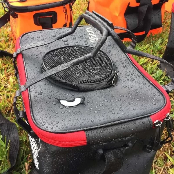 Balde Dobrável para Isco Vivo com Alça e Suporte para Bomba de Oxigénio (11-35L) - Image 4